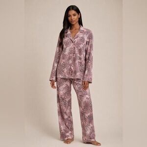 SKIMS Pink Animal Print Pajama Sleep Set Top & Pants Small NWT $88 retail